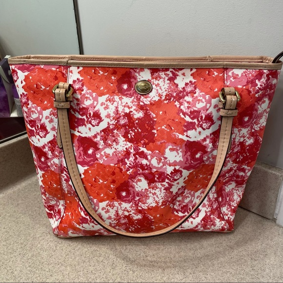 Coach Peyton Saffiano Leather Floral Zip Tote #